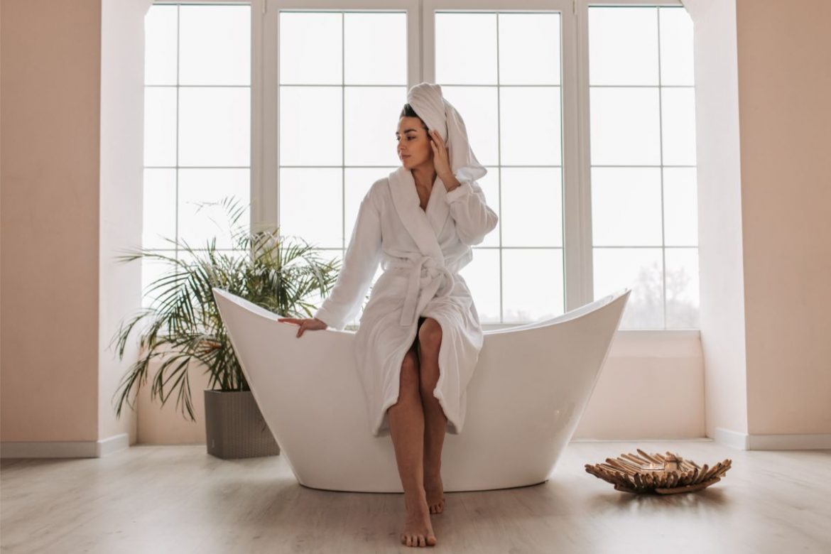 Le confort ultime : découvrez les avantages du peignoir en coton velours
